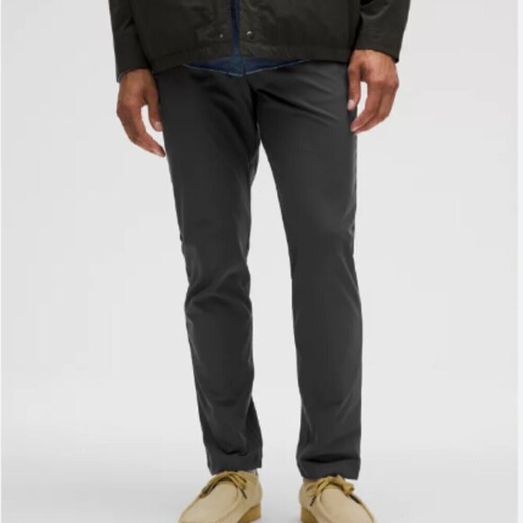 NWT ABC Classic-Fit 5 Pocket Pant 34